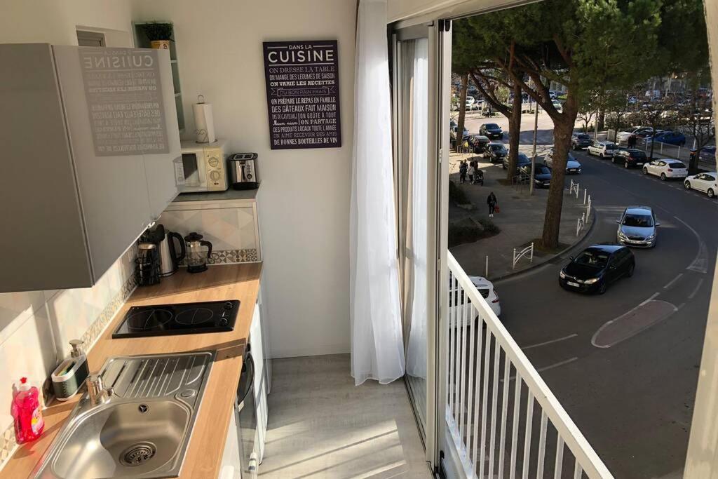 Grand Studio Cabine 30 M² Centre Ville, Refait A Neuf Pour Vous ! Climatise La Grande-Motte Exterior foto